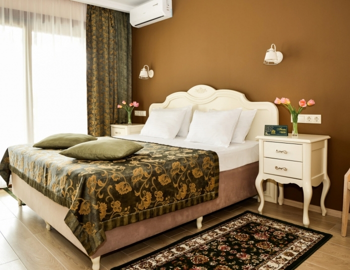 Люкс 2-местный 2-комнатный с террасой вид на море корп.1 - Санаторий «Айвазовское» Алушта