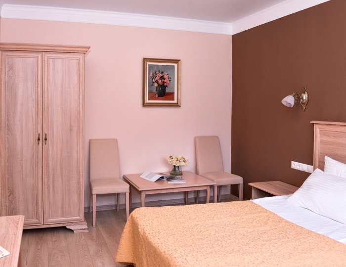 Стандартный 2-местный без балкона вид на парк корп.1 - Санаторий «Айвазовское» Алушта